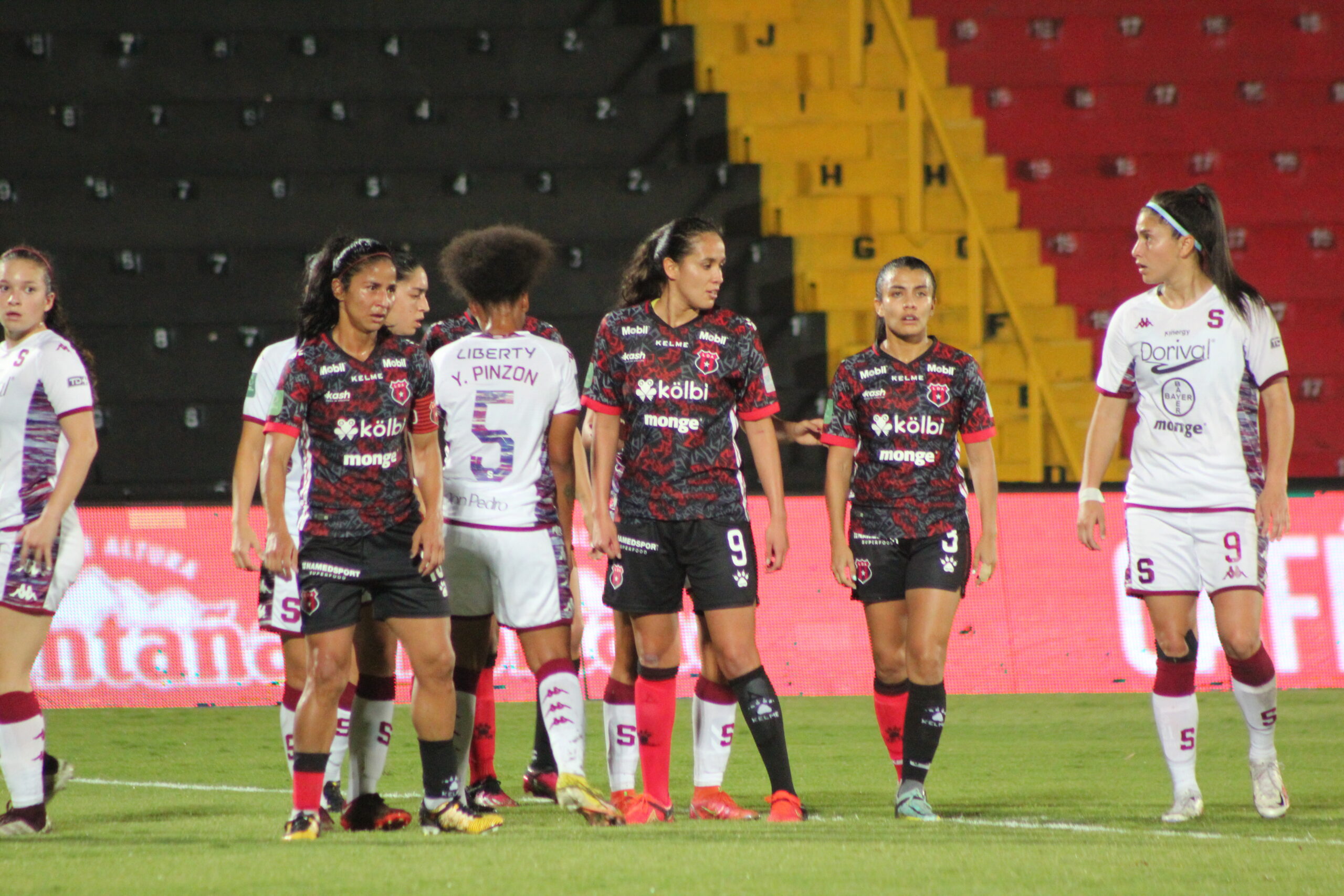 Saprissa FF y Lourdes Viana de Sporting lideran la Liga Promércia Femenina